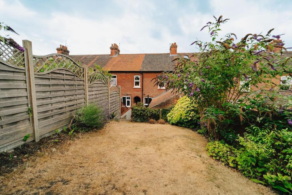 Buckenham Cottage Кромър Екстериор снимка